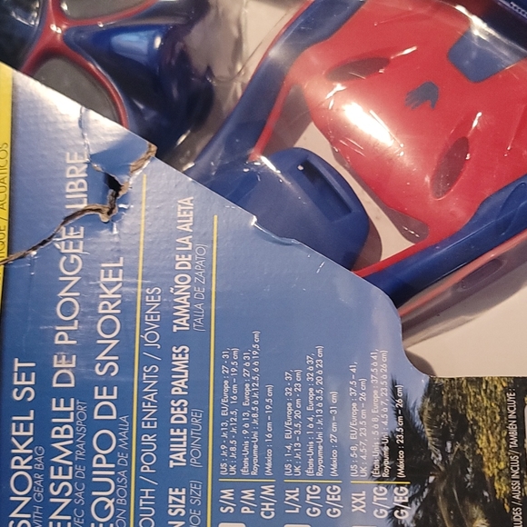 Body Glove Aquatics Snorkel Set With Gear Bag - Picture 4 of 4